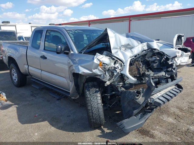 2017 TOYOTA TACOMA SR