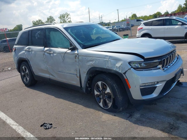 2025 Jeep Grand Cherokee 4XE