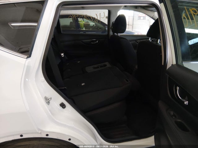 2019 NISSAN ROGUE SV 8
