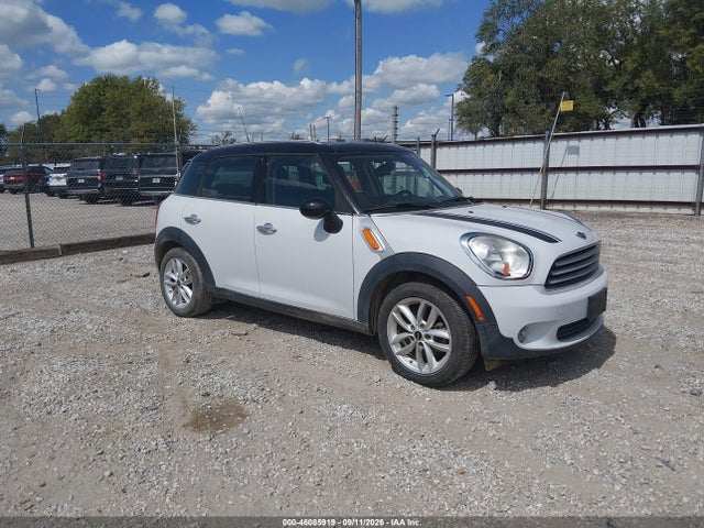 2012 MINI COOPER 