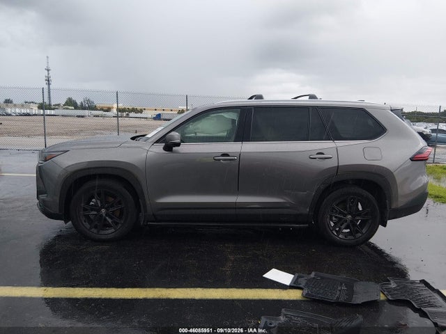 2026 TOYOTA GRAND HIGHLANDER PLATINUM 14