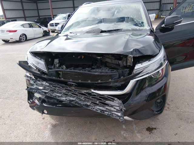 2021 KIA SELTOS S 6