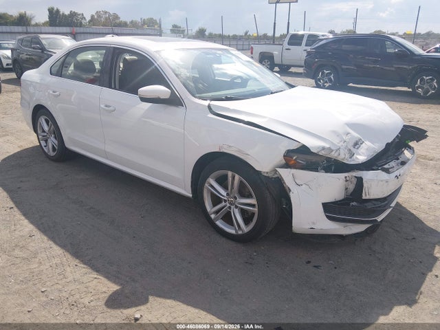 2015 VOLKSWAGEN PASSAT 2.0L TDI SE