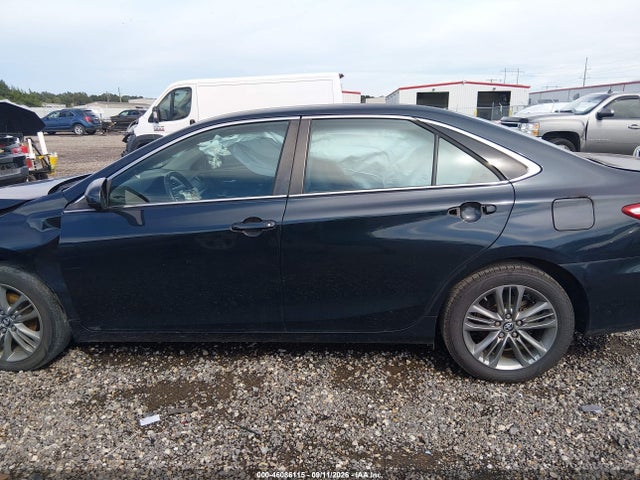 2017 TOYOTA CAMRY SE 14