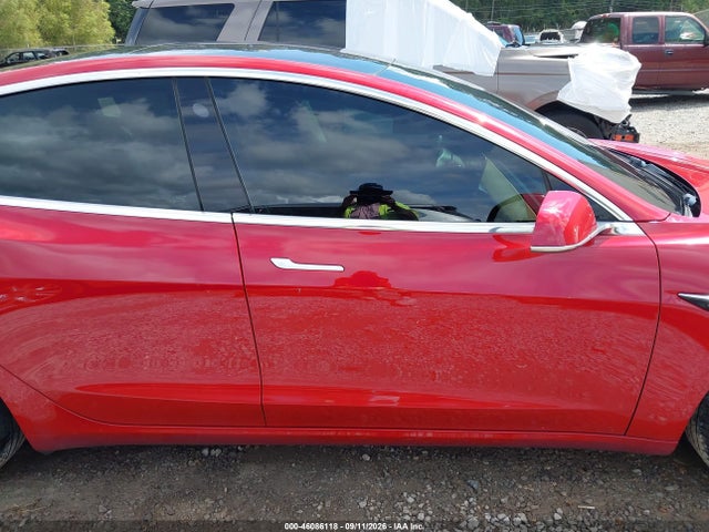 2018 TESLA MODEL 3 LONG RANGE/PERFORMANCE 13