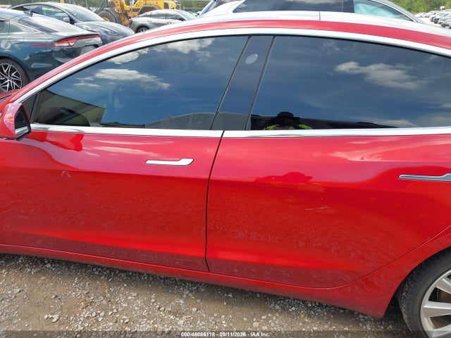 2018 TESLA MODEL 3 LONG RANGE/PERFORMANCE 14