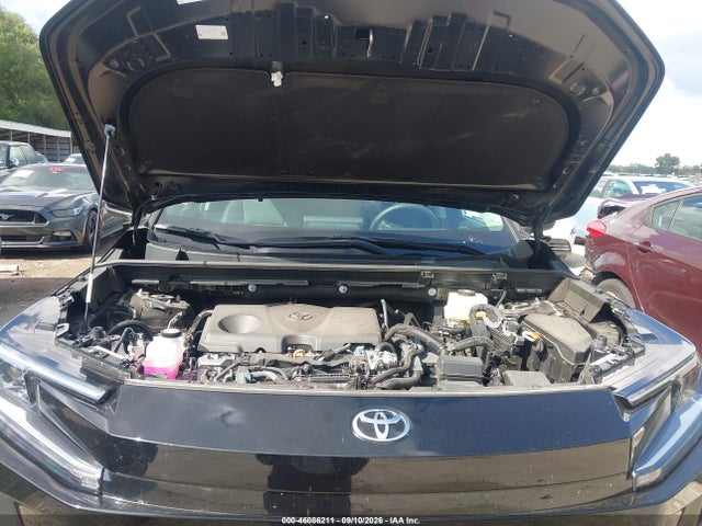 2026 TOYOTA RAV4 XLE PREMIUM 10