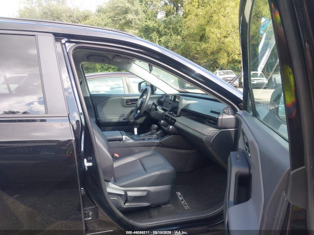 2026 TOYOTA RAV4 XLE PREMIUM 5