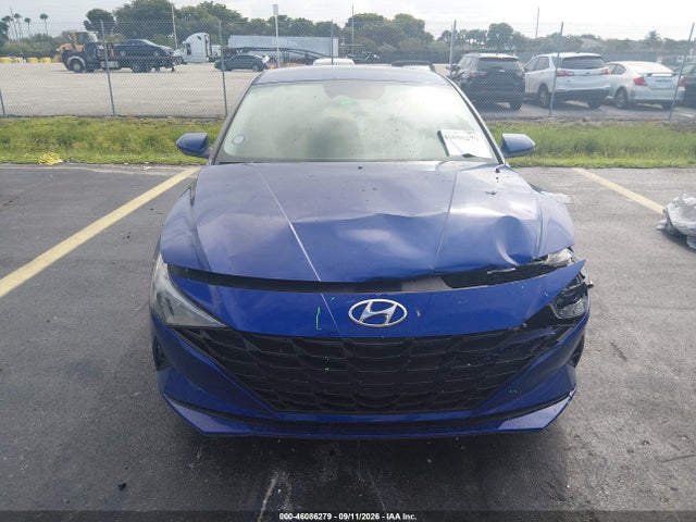 2021 HYUNDAI ELANTRA SE 12