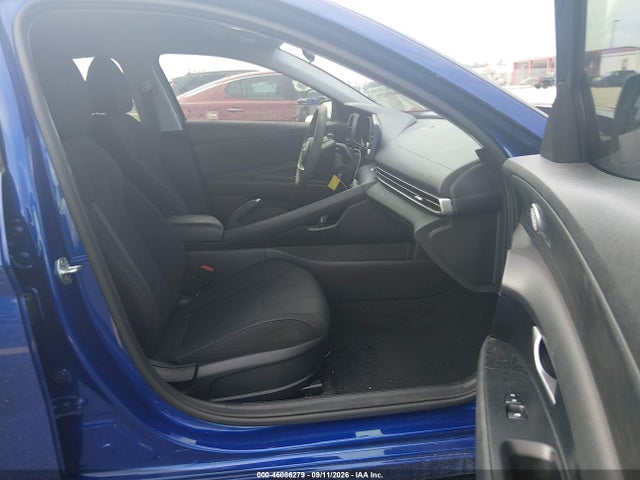 2021 HYUNDAI ELANTRA SE 5