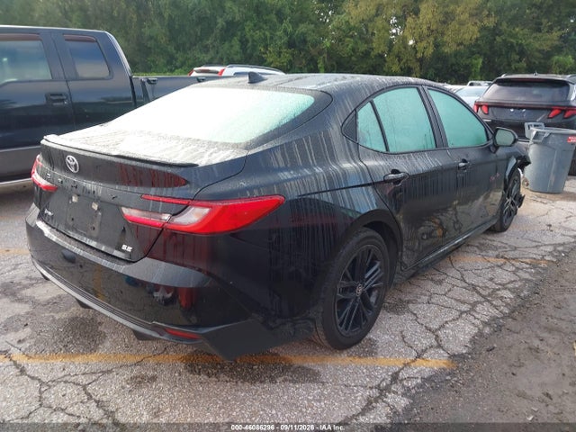 2026 TOYOTA CAMRY SE 4
