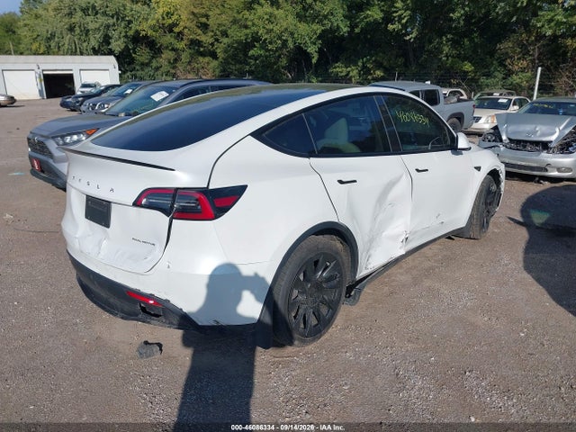 2021 TESLA MODEL Y LONG RANGE DUAL MOTOR ALL-WHEEL DRIVE 4