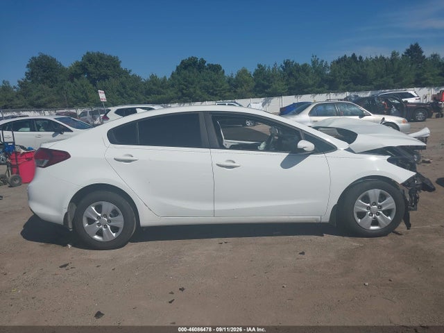 2017 KIA FORTE LX 14