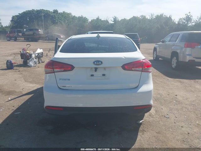 2017 KIA FORTE LX 17