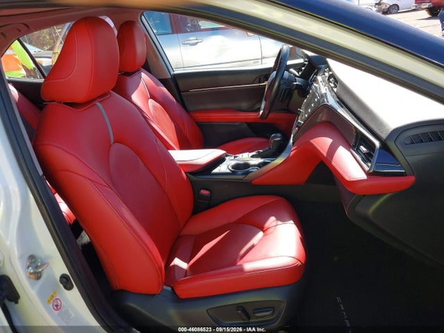 2019 TOYOTA CAMRY XSE 5