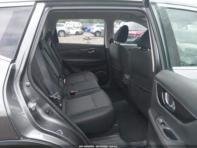 2018 NISSAN ROGUE S/SL/SV 8
