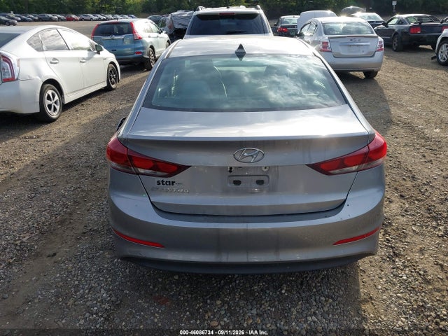 2017 HYUNDAI ELANTRA SE 16