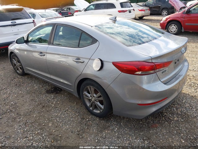 2017 HYUNDAI ELANTRA SE 3