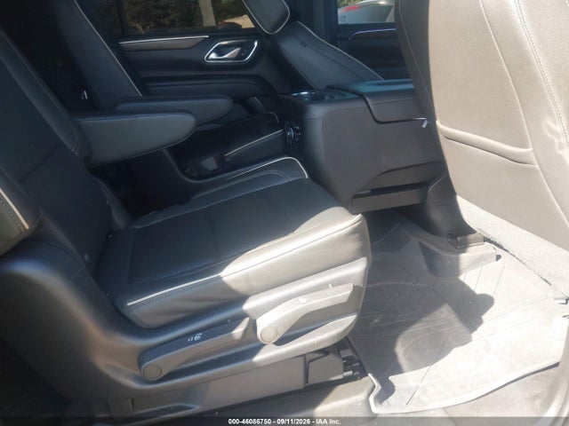 2022 CHEVROLET SUBURBAN 4WD PREMIER 8