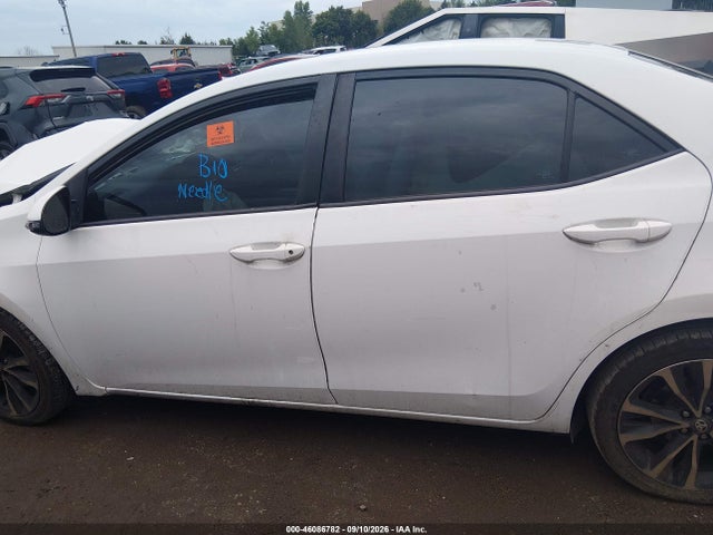 2017 TOYOTA COROLLA SE 13