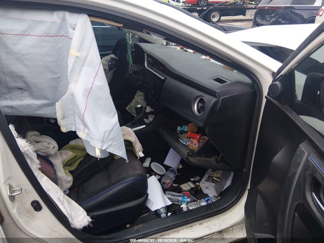 2017 TOYOTA COROLLA SE 5