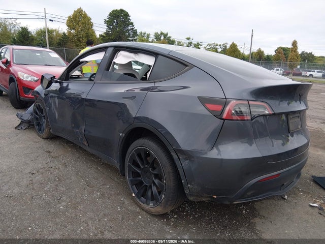 2023 TESLA MODEL Y AWD/LONG RANGE DUAL MOTOR ALL-WHEEL DRIVE 3