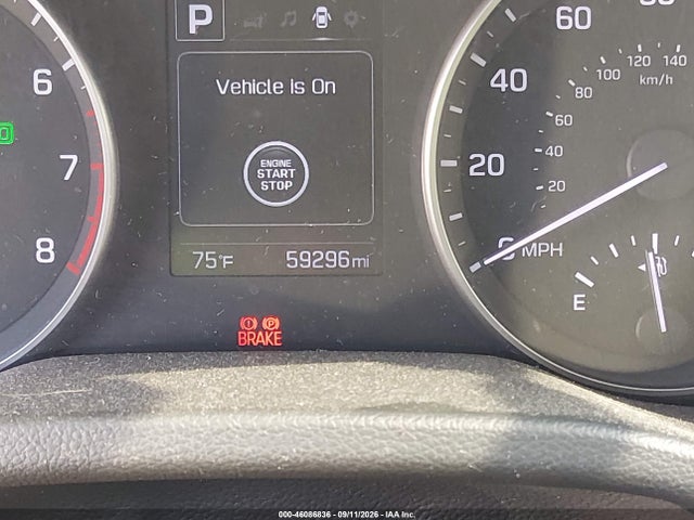 2017 HYUNDAI ELANTRA SE 16