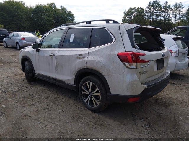 2022 SUBARU FORESTER LIMITED 3