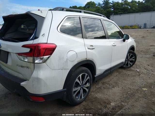 2022 SUBARU FORESTER LIMITED 4