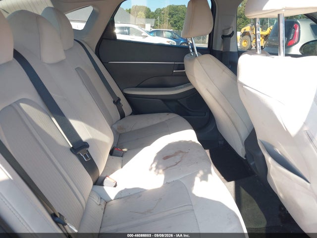 2022 HYUNDAI SONATA SE 8