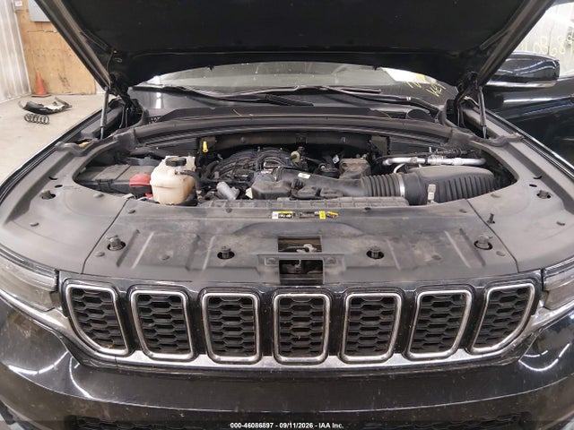 2023 JEEP GRAND CHEROKEE L LIMITED 4X4 10