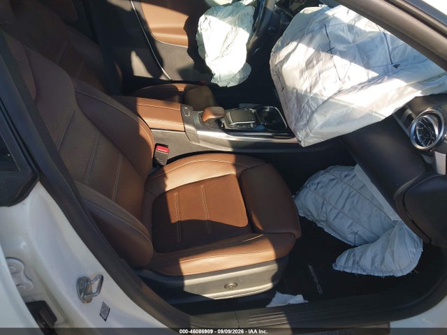 2022 MERCEDES-BENZ AMG CLA 35 4MATIC 5