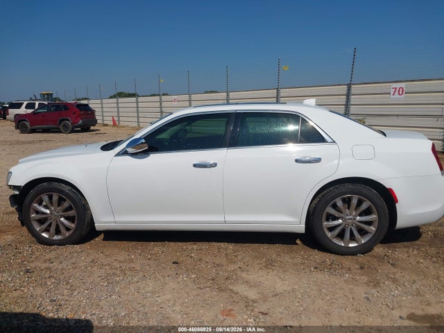 2020 CHRYSLER 300 LIMITED AWD 14