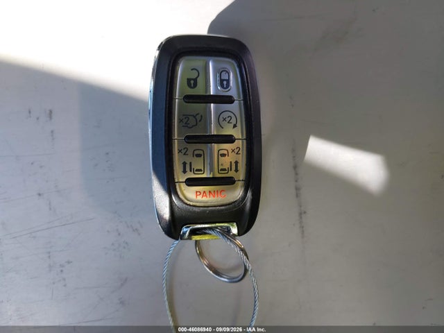 2023 CHRYSLER PACIFICA HYBRID LIMITED 11
