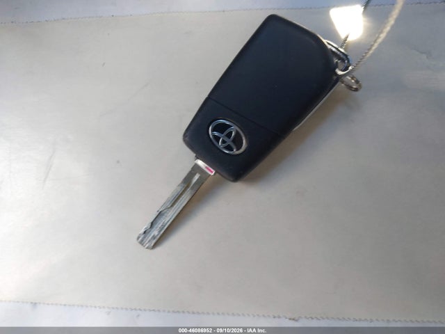 2021 TOYOTA COROLLA LE 11
