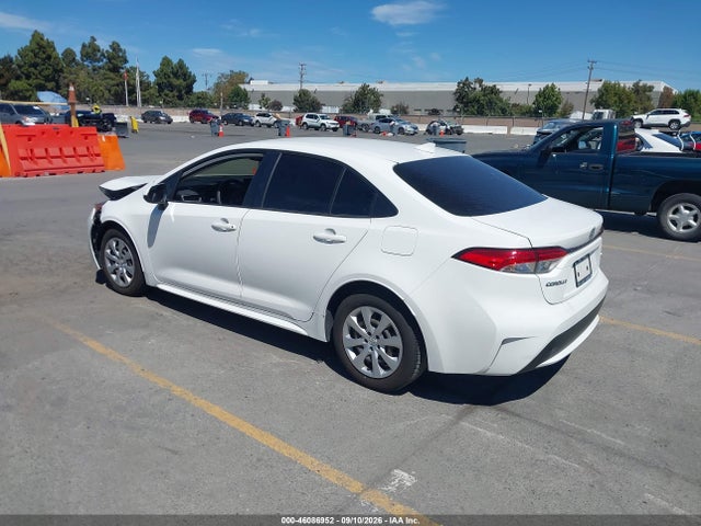 2021 TOYOTA COROLLA LE 3
