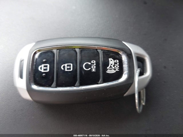 2022 HYUNDAI VENUE LIMITED 11