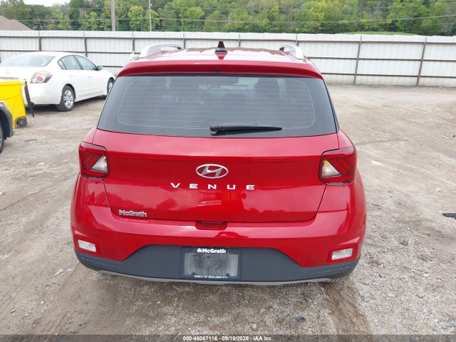 2022 HYUNDAI VENUE LIMITED 16