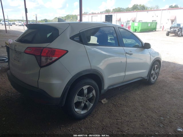 2017 HONDA HR-V LX 4