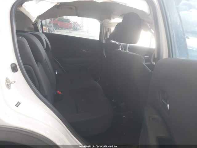 2017 HONDA HR-V LX 8