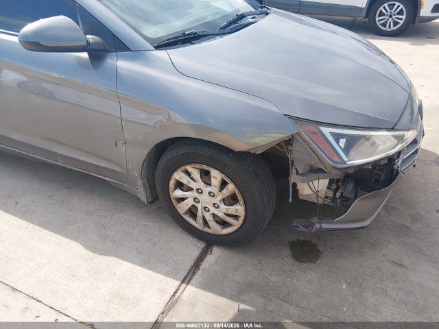 2019 HYUNDAI ELANTRA SE 6