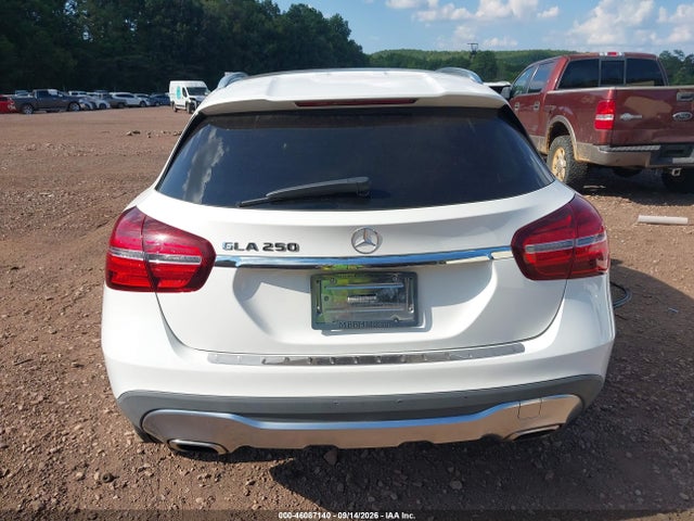 2019 MERCEDES-BENZ GLA 250 16