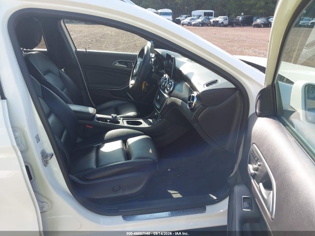 2019 MERCEDES-BENZ GLA 250 5