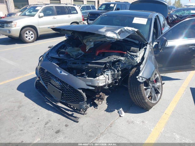 2022 GENESIS G70 3.3T RWD 6