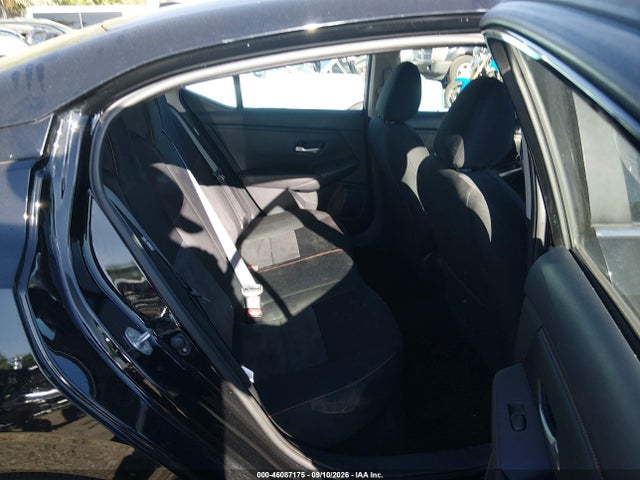 2025 NISSAN SENTRA SR 8