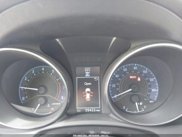 2018 TOYOTA COROLLA IM 7