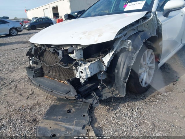 2022 TOYOTA CAMRY LE 6