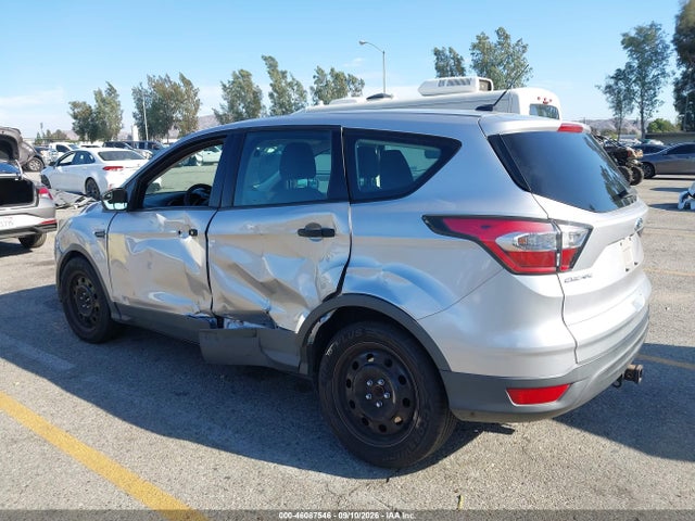 2017 FORD ESCAPE S 3