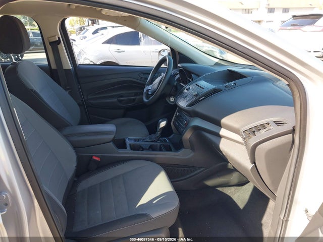 2017 FORD ESCAPE S 5