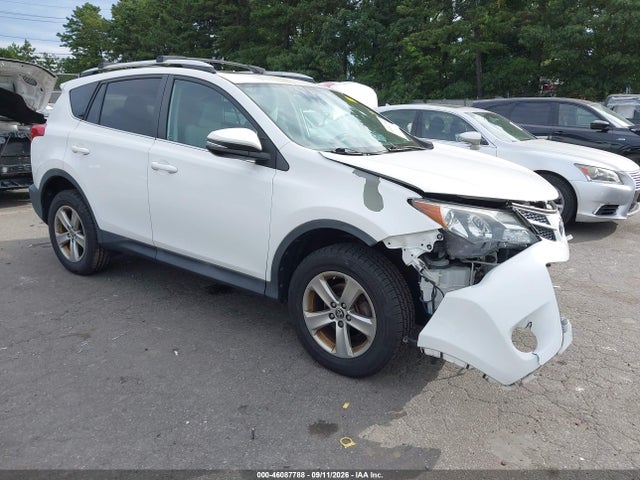 2015 TOYOTA RAV4 XLE